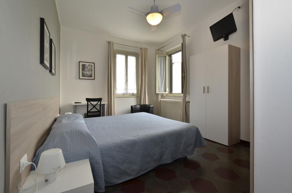Albergo Della Torre Cernobbio Phòng bức ảnh