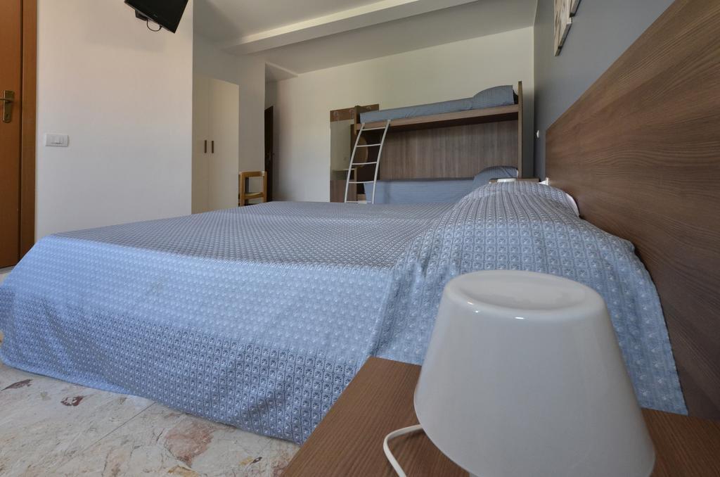 Albergo Della Torre Cernobbio Phòng bức ảnh